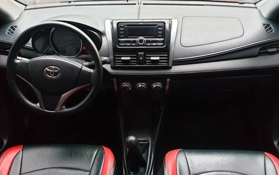 Selling Red Toyota Vios 2016 in Quezon City-1