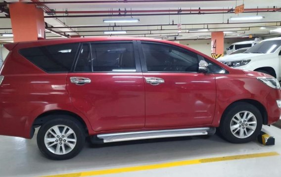 Red Toyota Innova 2017 for sale in Automatic-3