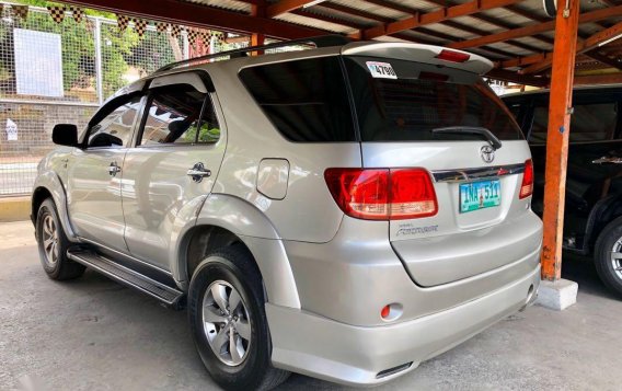 Toyota Fortuner 2008 Automatic for sale in Manila-5