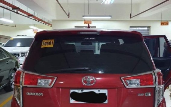 Red Toyota Innova 2017 for sale in Automatic-1