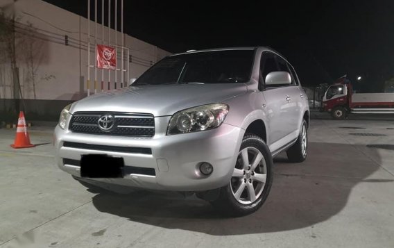 Silver Toyota Rav4 2006 for sale in Automatic