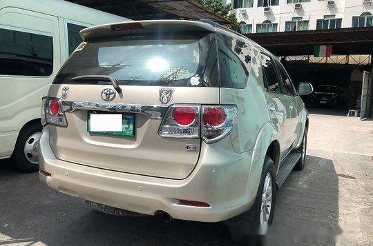 Sell 2013 Toyota Fortuner in Makati-8