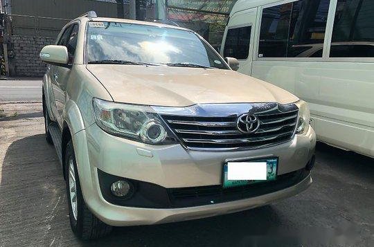 Sell 2013 Toyota Fortuner in Makati-2