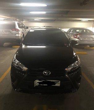 Selling Black Toyota Yaris 2016 in Manila