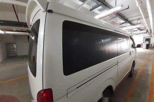 White Toyota Hiace 2015 Automatic for sale -2