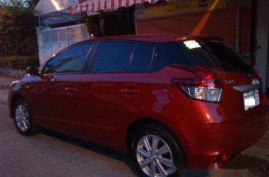 Sell Red 2015 Toyota Yaris at 44000 km-2