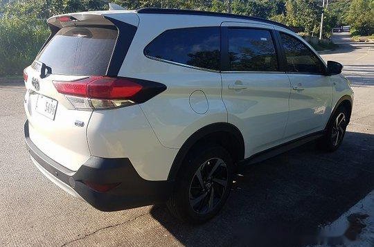 White Toyota Rush 2019 Automatic for sale -4