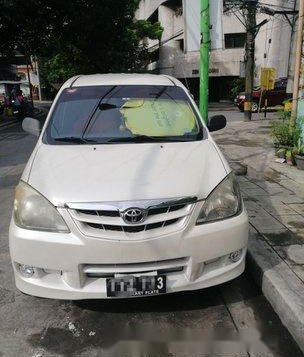 Sell White 2011 Toyota Avanza at 80000 km