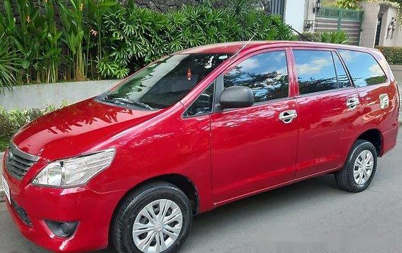 Red Toyota Innova 2015 Manual for sale