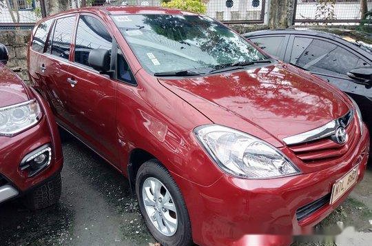 Red Toyota Innova 2009 for sale in Quezon City-4