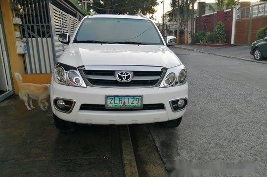 Sell White 2007 Toyota Fortuner in Quezon City