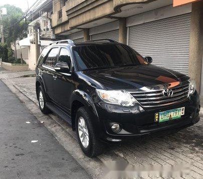 Selling Black Toyota Fortuner 2013 Automatic Gasoline -2