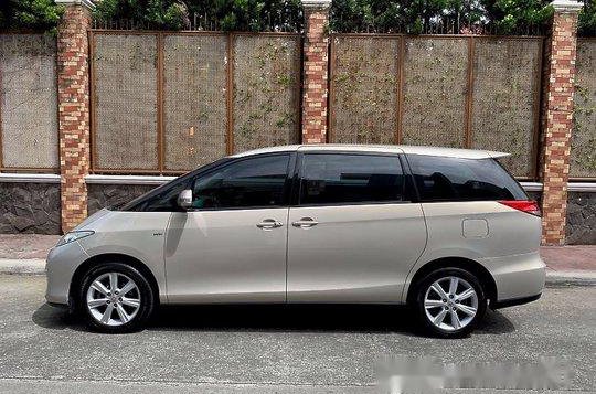 Selling Toyota Previa 2010 at 63000 km -1