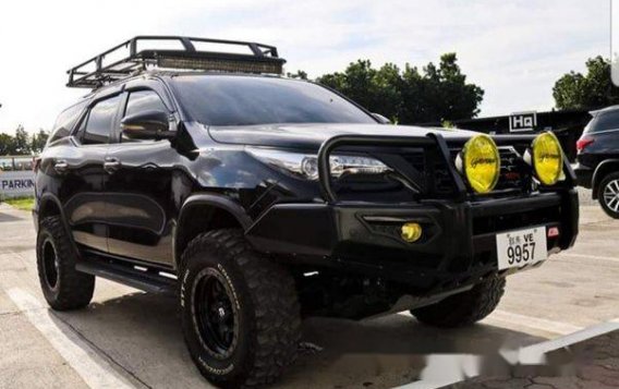 Black Toyota Fortuner 2016 for sale in San Jose 