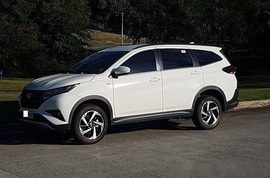 White Toyota Rush 2019 Automatic for sale 