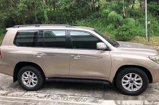 Selling Toyota Land Cruiser 2007 at 72673 km