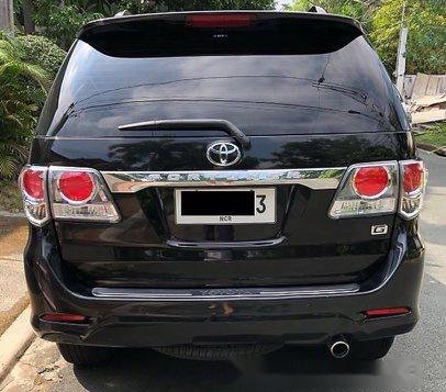 Sell Black 2012 Toyota Fortuner at 40000 km-3