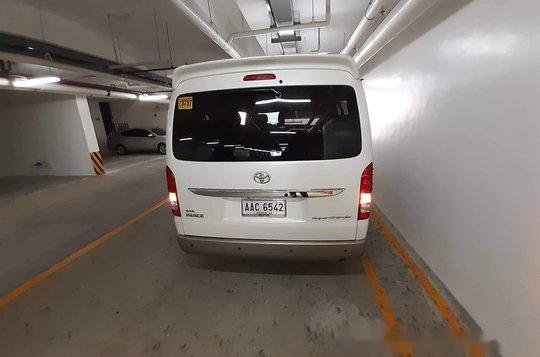 White Toyota Hiace 2015 Automatic for sale -3