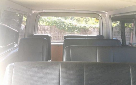 Sell Silver 2016 Toyota Hiace Manual Diesel -5