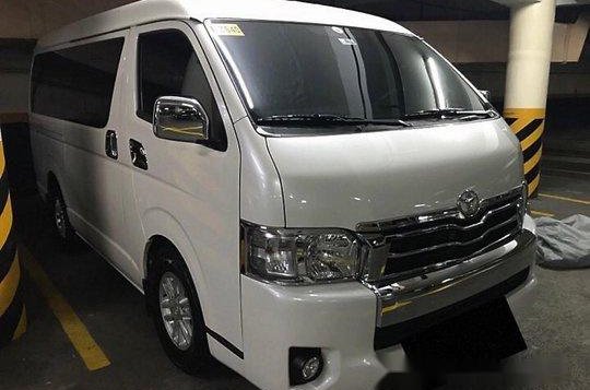 White Toyota Hiace 2018 at 5000 km for sale