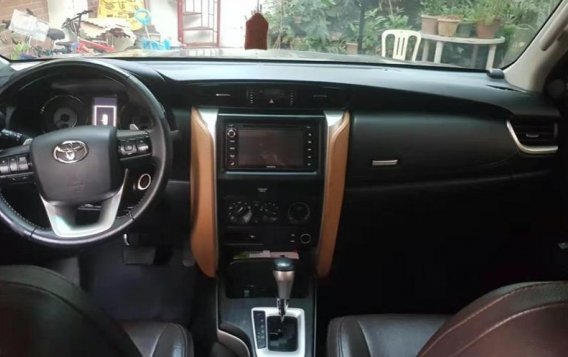 Sell Grey 2016 Toyota Fortuner in Parañaque-7