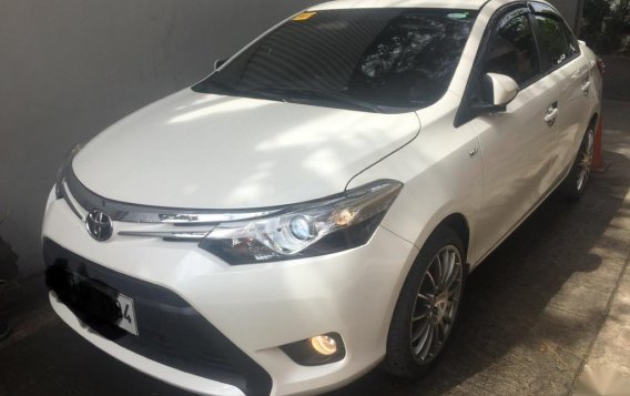 Pearl White Toyota Vios 2013 for sale in Automatic