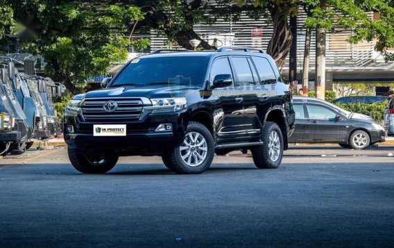 Sell Black 2020 Toyota Land Cruiser in Parañaque