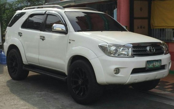 Toyota Fortuner 2009 for sale in Quezon City 