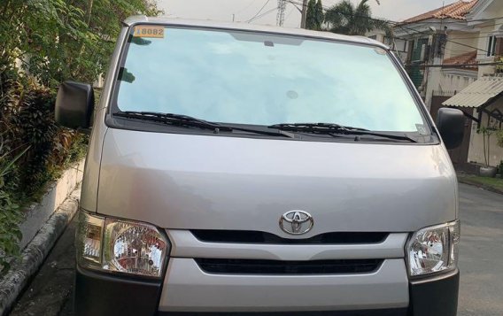 Sell 2014 Toyota Hiace in Manila