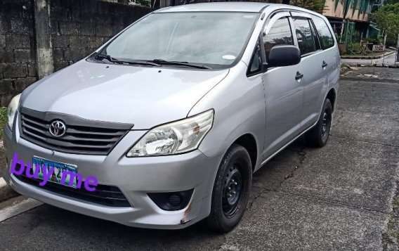 Sell Silver 2012 Toyota Innova in Rizal-3