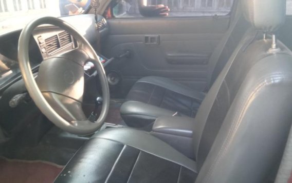 Sell 2009 Toyota Hilux in Manila-1