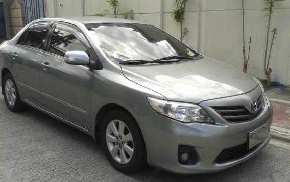Selling Toyota Corolla Altis 2011 in Manila-3