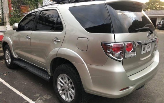 Selling Silver Toyota Fortuner 2014 in Taguig-2