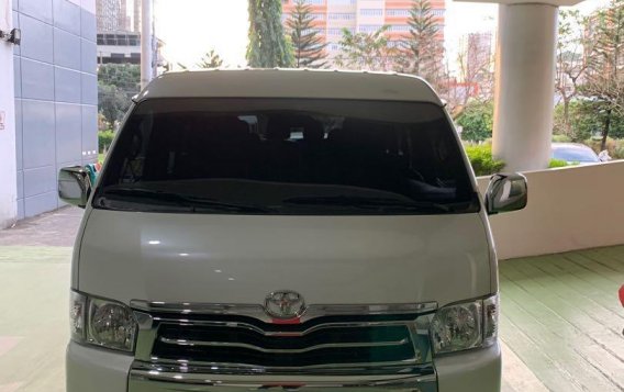 White Toyota Hiace 2016 for sale in Automatic