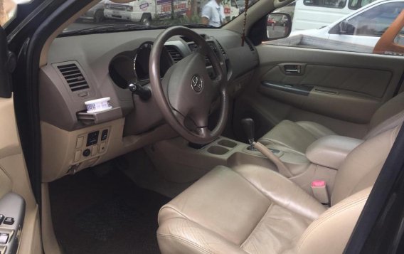 Black Toyota Fortuner 2010 for sale in Valenzuela-4