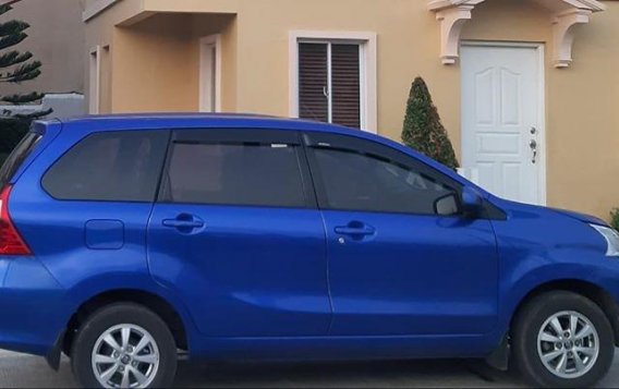 Sell Blue 2018 Toyota Avanza in Pili