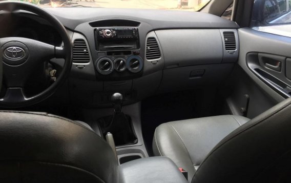 Selling Silver Toyota Innova 2008 in Caloocan-6