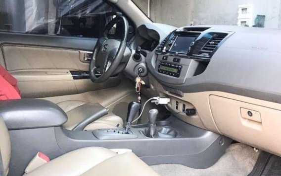 Black Toyota Fortuner 2013 for sale in Automatic-3