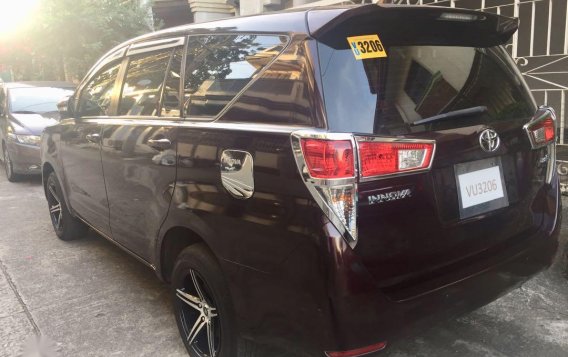 Black Toyota Innova 2017 for sale in Automatic-2