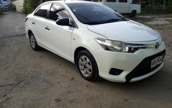 Sell White 2014 Toyota Vios in Rosario-4