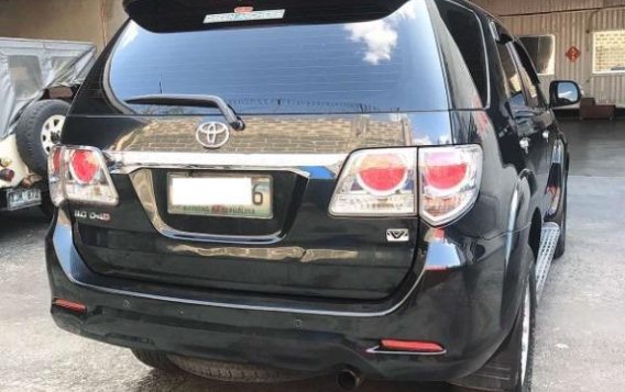 Black Toyota Fortuner 2013 for sale in Automatic-4