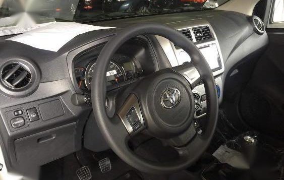 Grey Toyota Wigo 0 for sale in -1
