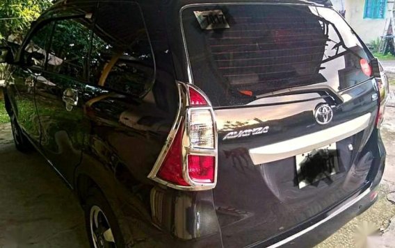 Black Toyota Avanza 2016 for sale in Silang-1