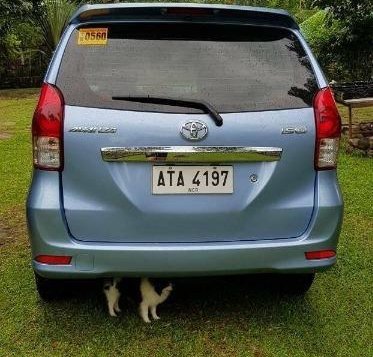 Selling Blue Toyota Avanza 2016 in Manila-2