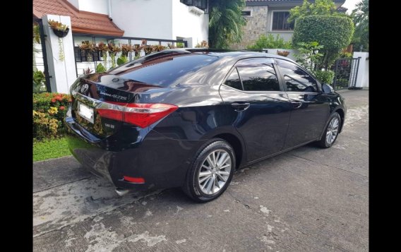 Black Toyota Corolla altis 2015 Sedan for sale in Quezon City-4