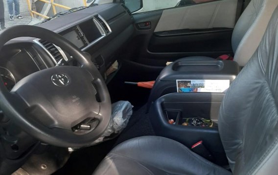 Black Toyota Grandia 2015 for sale in Automatic-6