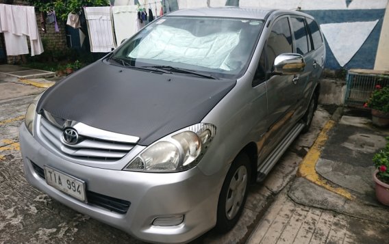 Silver Toyota Innova 2012 SUV / MPV for sale in Quezon City