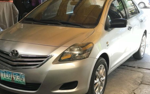 Sell Grey 2011 Toyota Vios in Quezon City