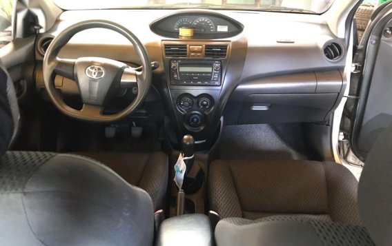 Sell Grey 2011 Toyota Vios in Quezon City-6