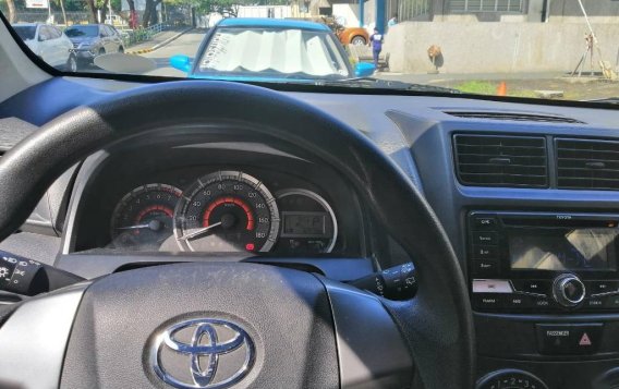 Sell 2016 Toyota Avanza in Quezon City-8